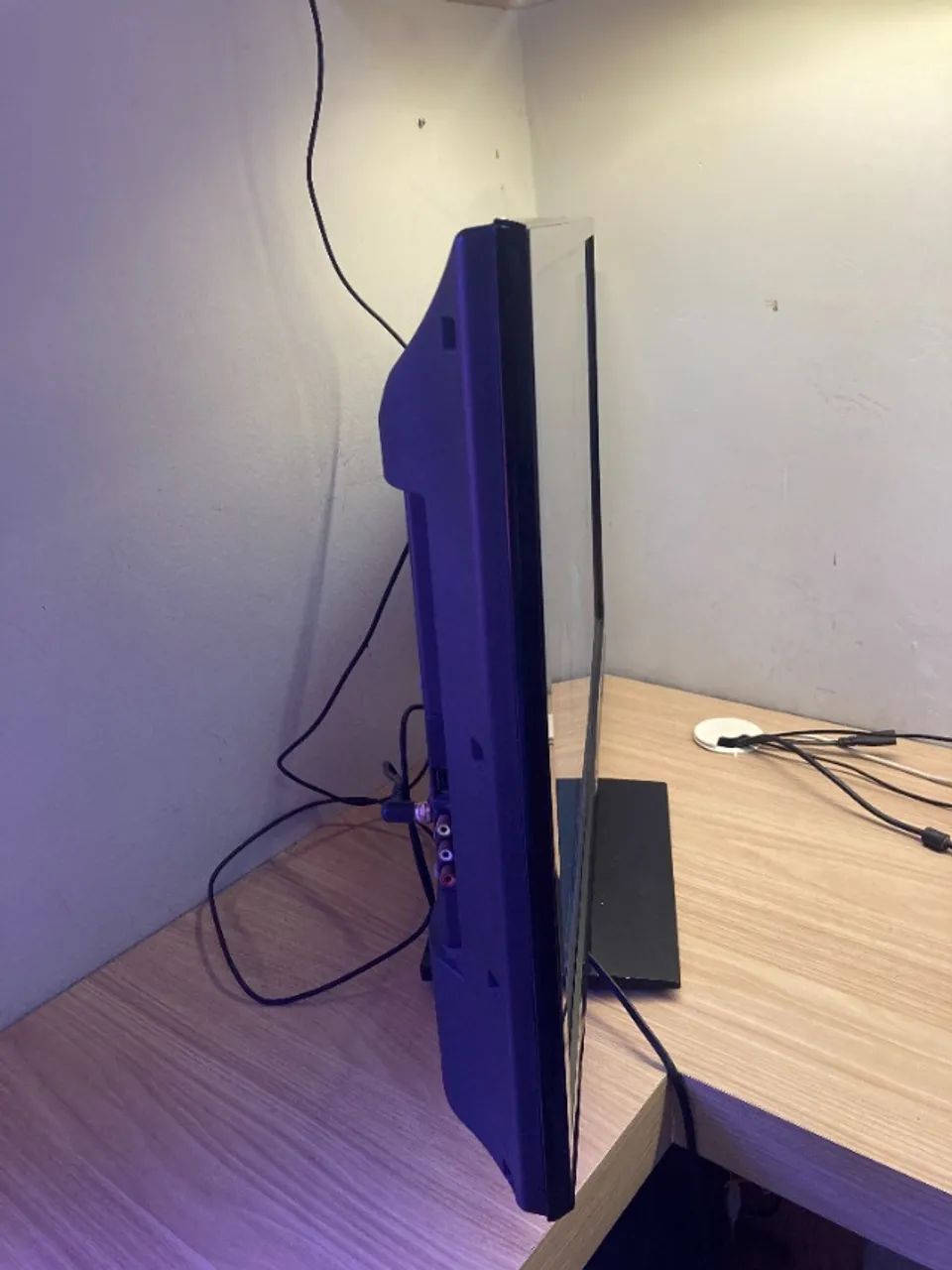 tv de 32 polegadas marca panasonic com controle mod.TC-LB6B - Foto 2