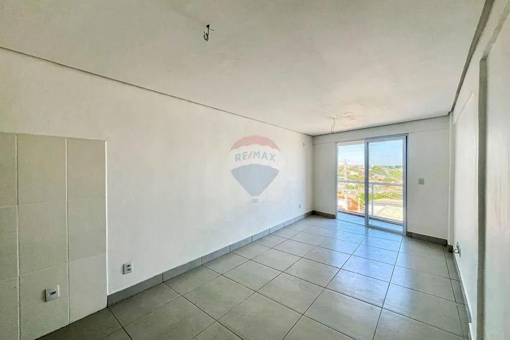 Kitnet Nova com Sacada e Garagem coberta. - Foto 4