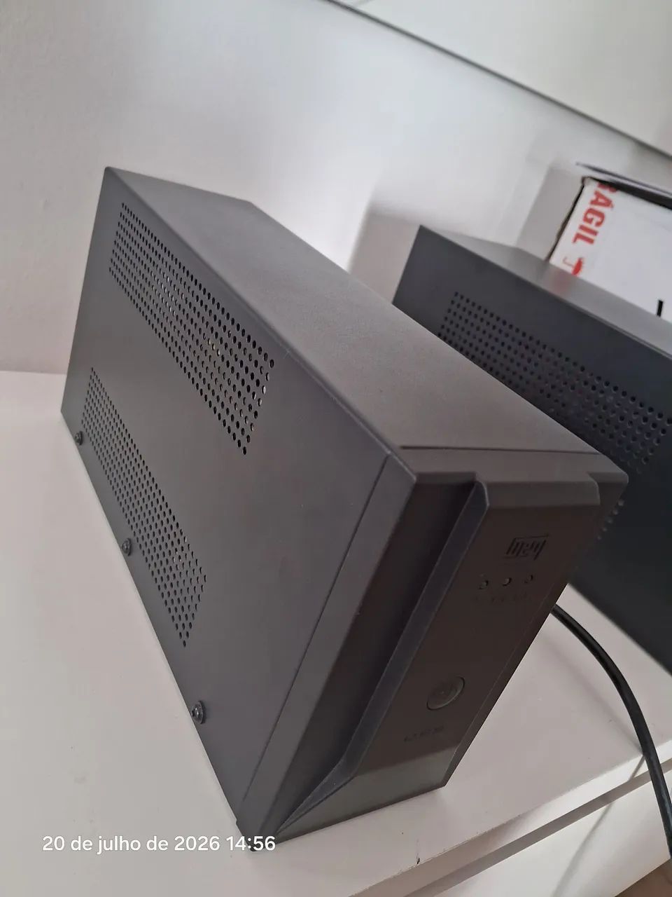 Nobreak 600va Bivolt, 6 tomadas