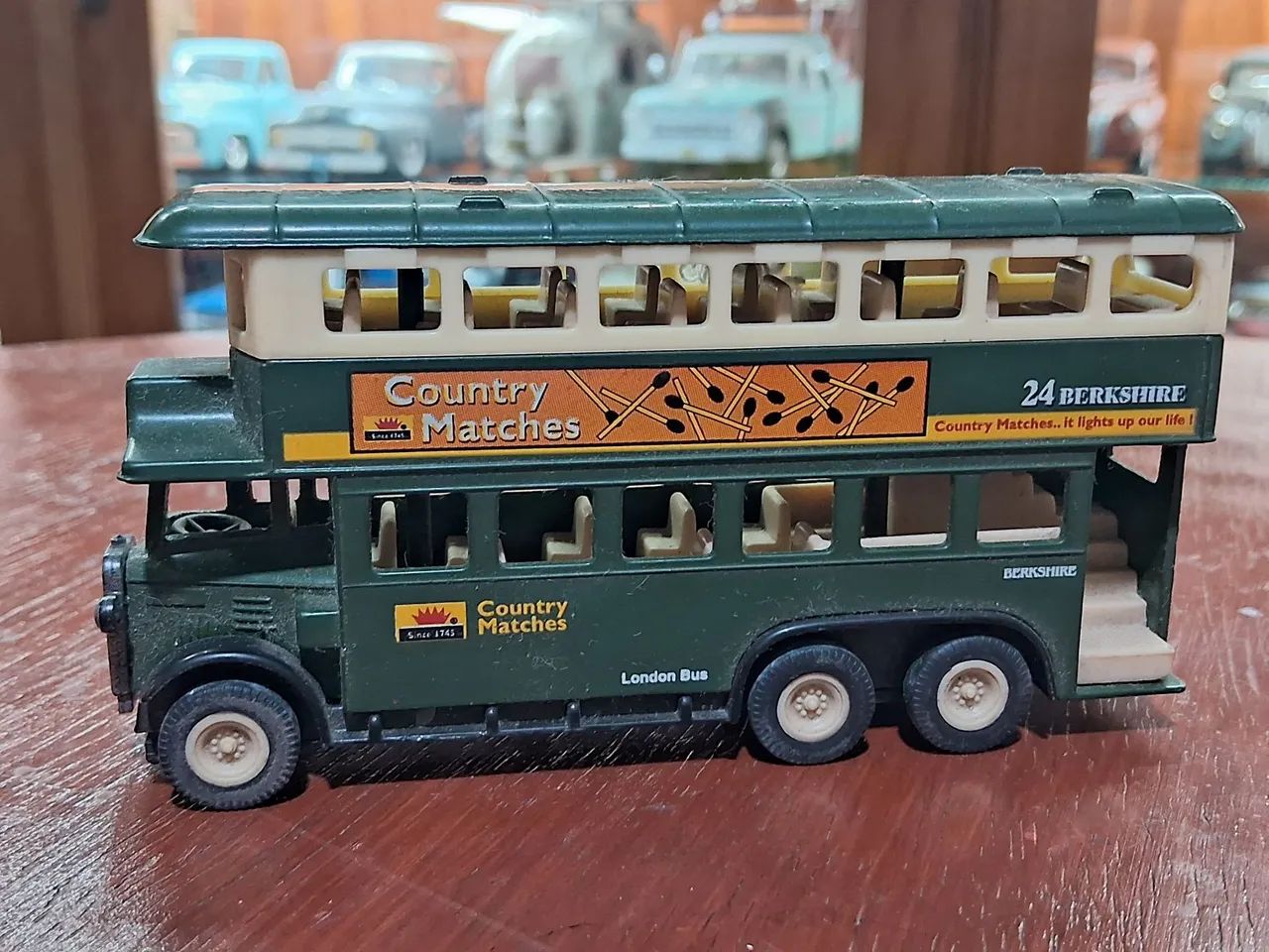 Miniaturas de ônibus raros  - Foto 4