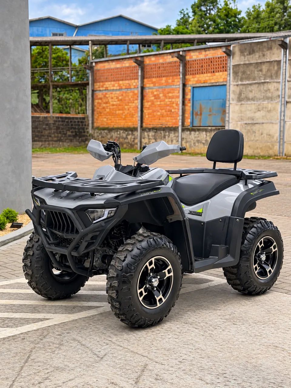 MXF Fox 325 4x4