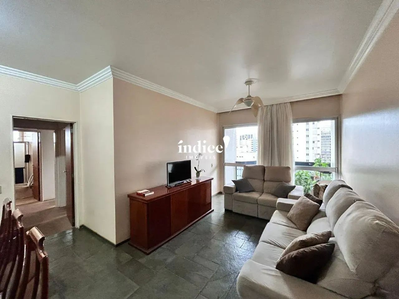 Apartamento no Bairro Centro, 3 quartos, 1 suíte, 2 vagas, Edifício Ilha Bela - Foto 4
