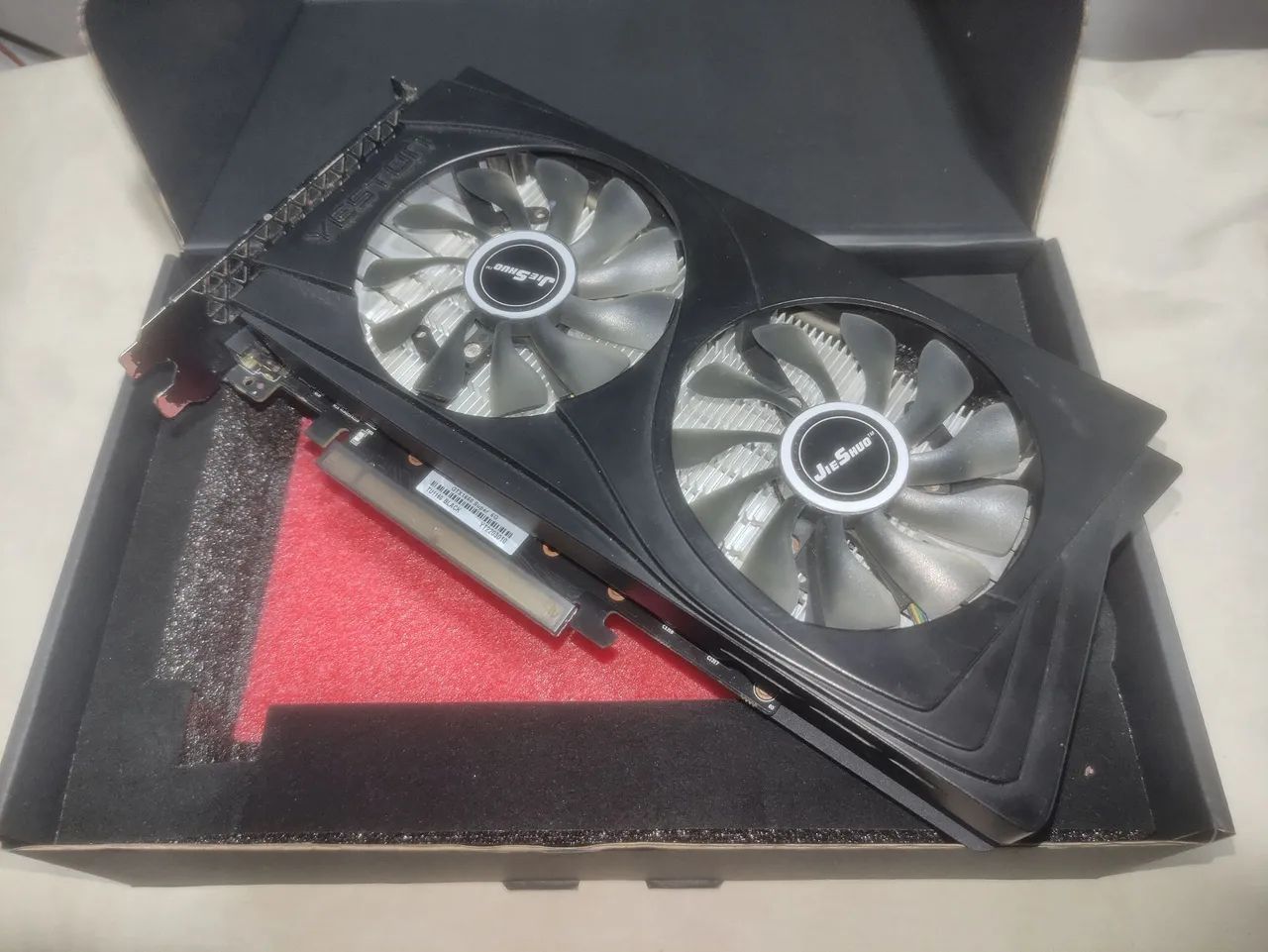 GTX 1660 SUPER  - Foto 3