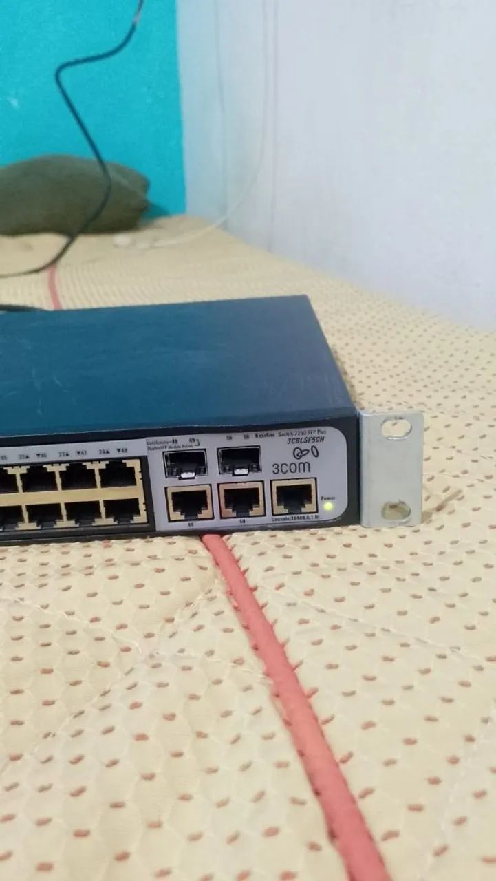 Switch 3COM 48 portas Semi nova  - Foto 4