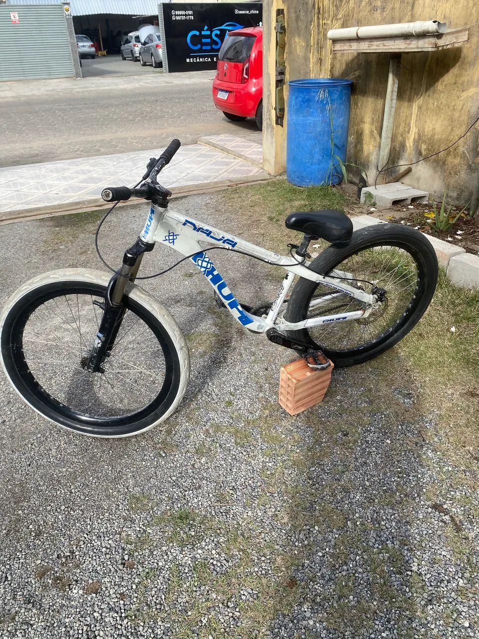Hupi Naja