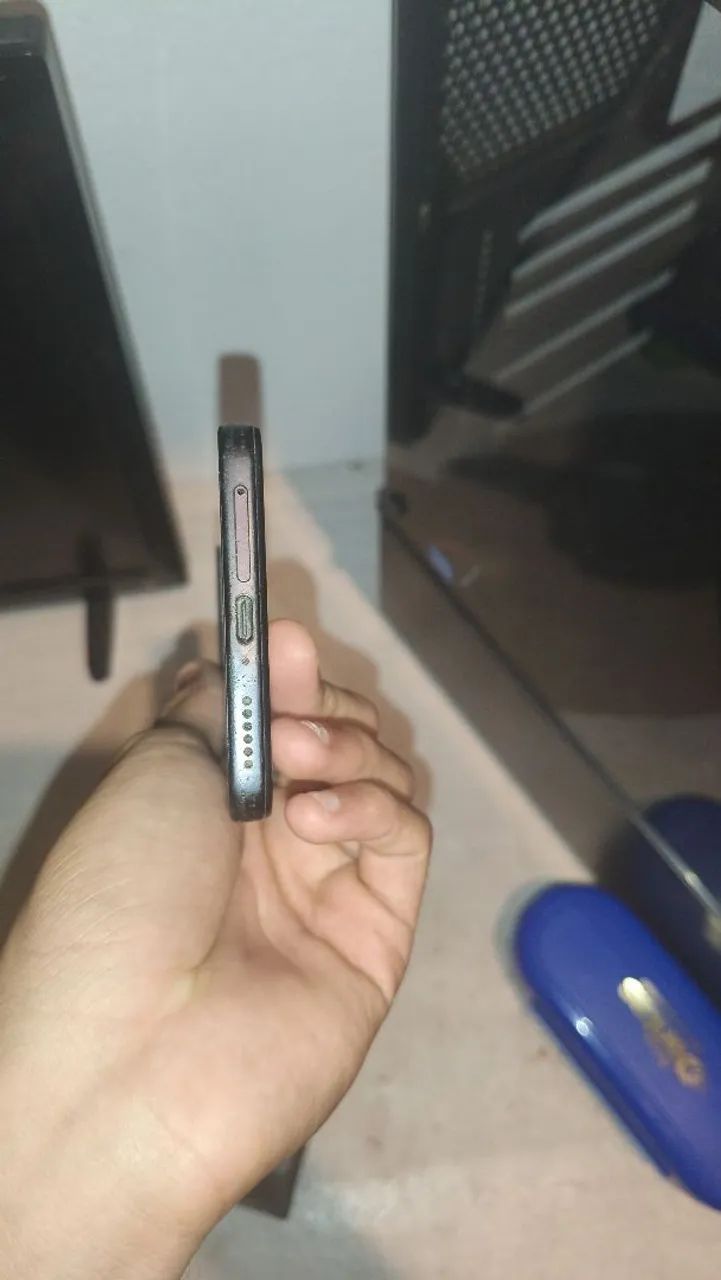 Poco x4 pro 5g (tela trincada) - Foto 4