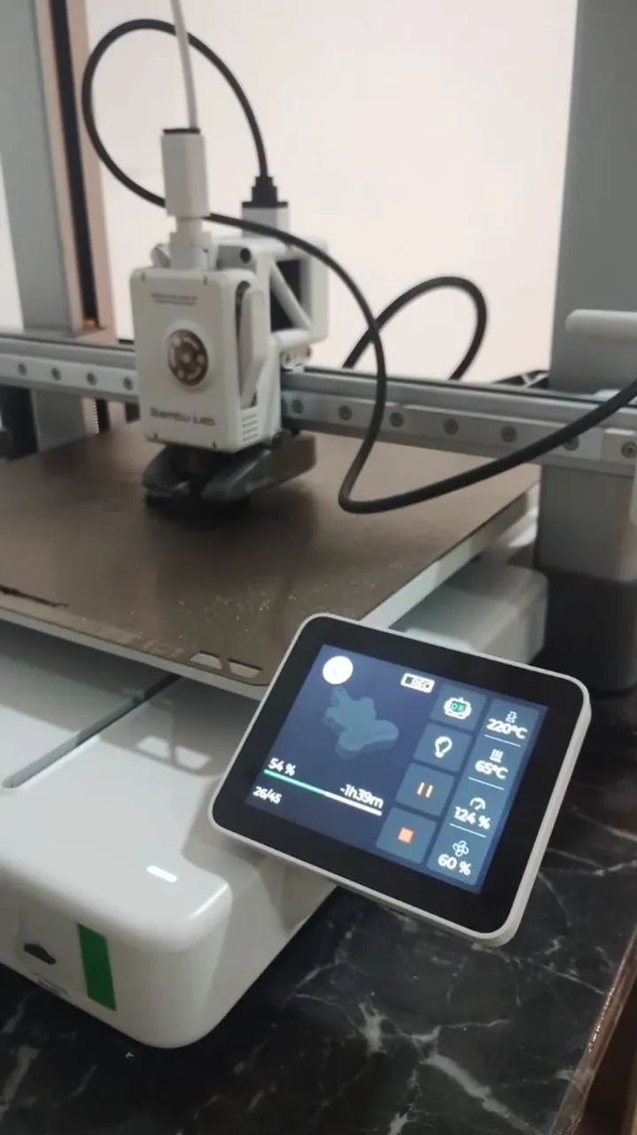 Vendo imoressora 3d BAMBU LAB A1 