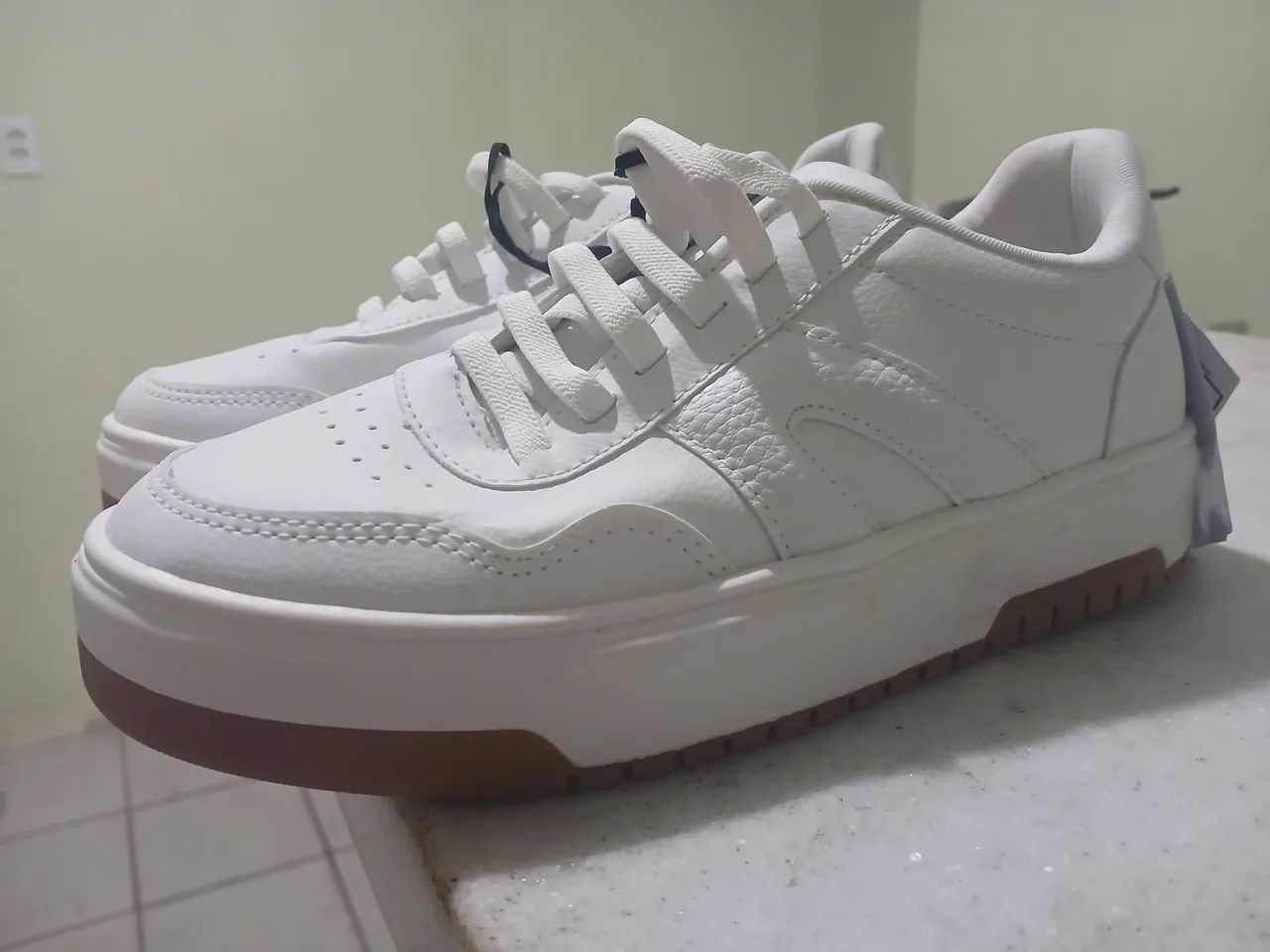 Tenis branco feminino  - Foto 3