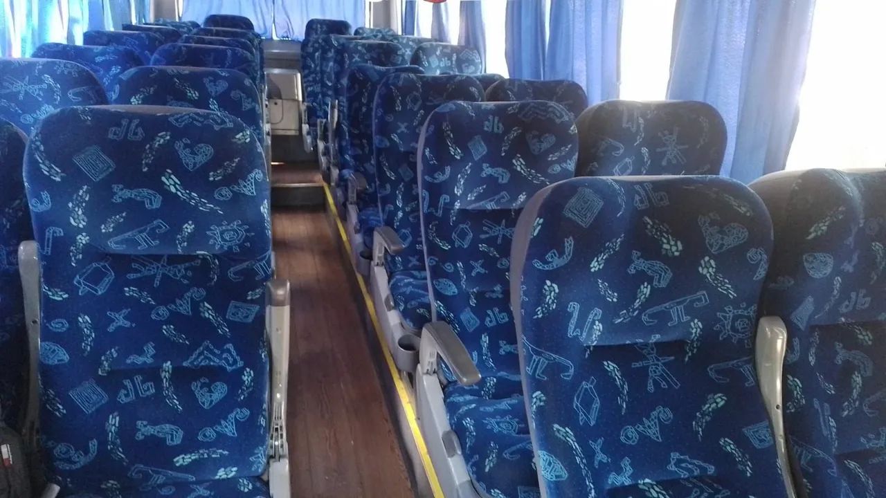 Microonibus marcopolo   2013  Lo 916 - Foto 2