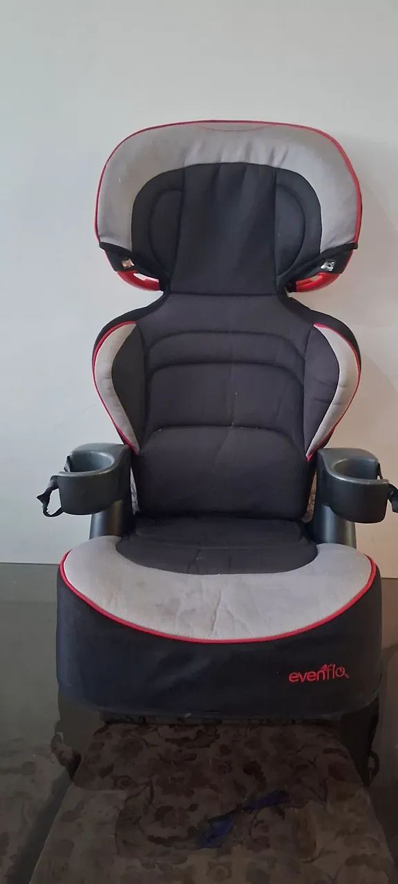 CADEIRA AUTOMOTIVA MODELO IMPORTADA  - Foto 4