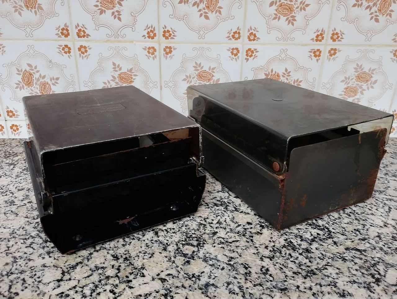 Fichários de mesa.