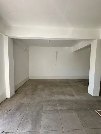 SALA COMERCIAL