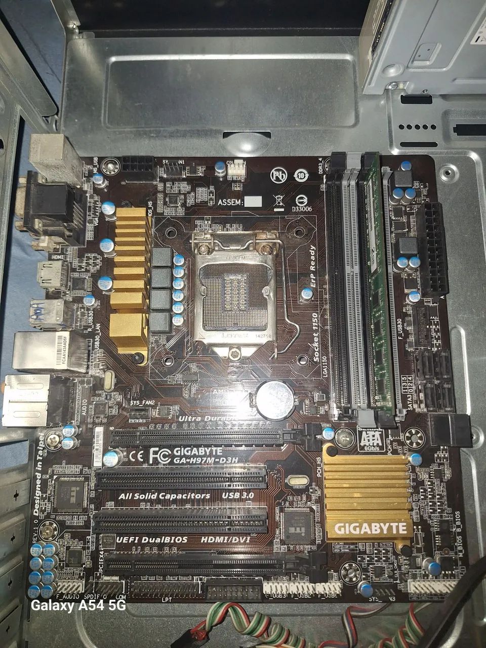 Placa Mãe Gigabyte H97M