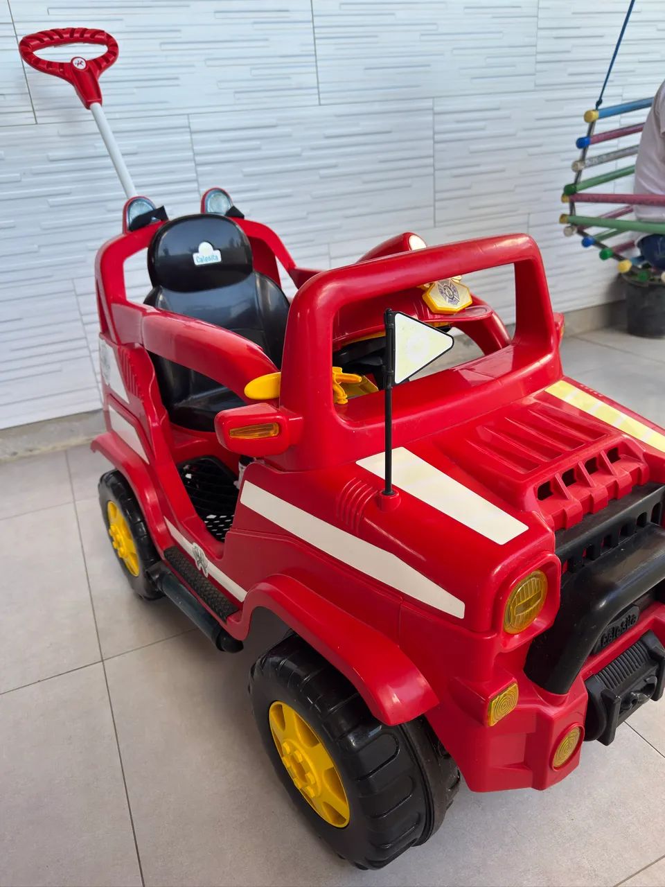 Carro de bombeiro com pedal  - Foto 2