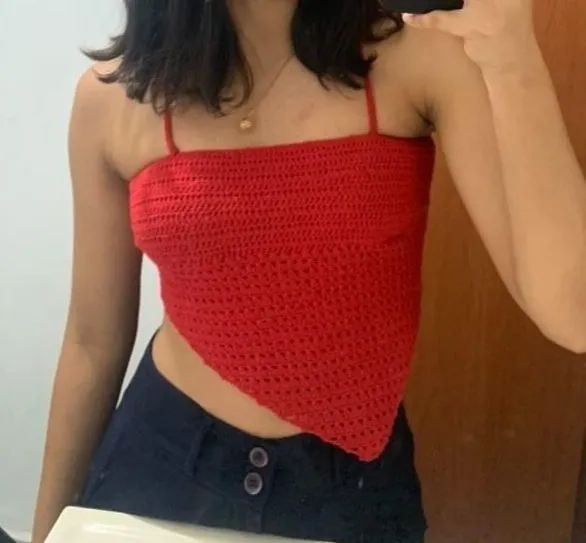 Cropped de crochê vermelho 