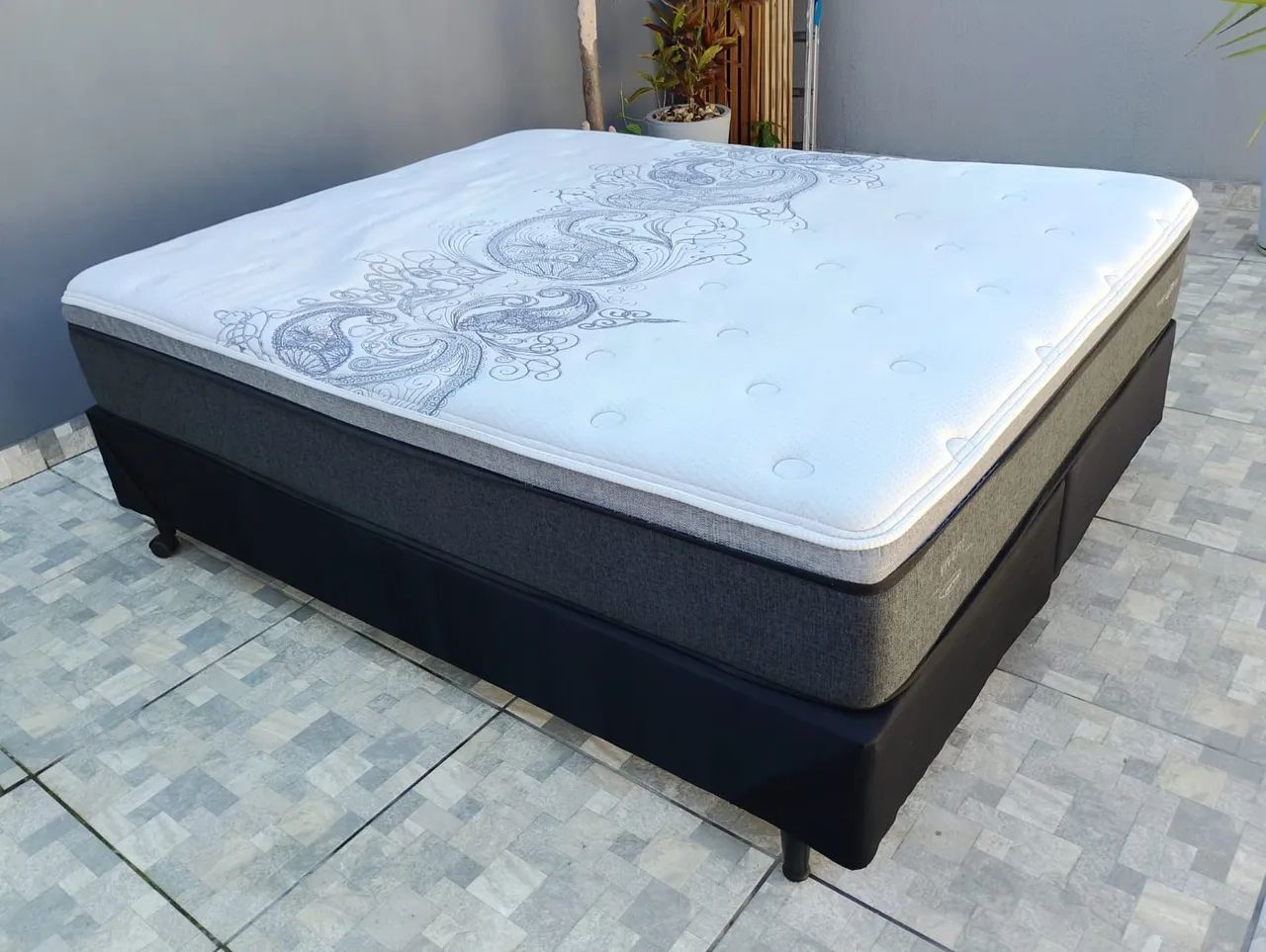 Excelente Cama Box Queen Size Herval - Foto 4