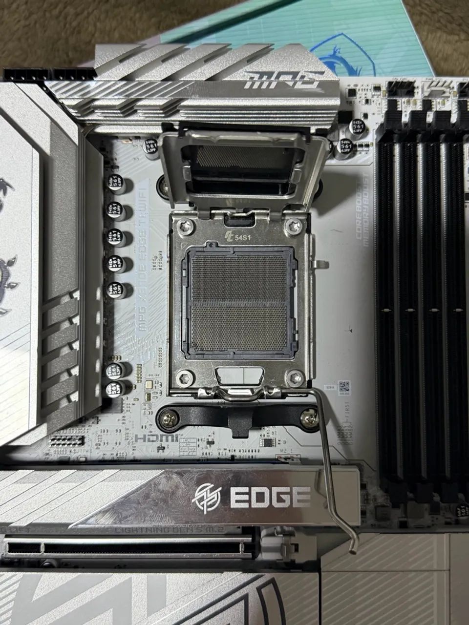 Placa Mãe MSI X870e Edge TI Wi-Fi - Am5 (Usada) - Foto 3
