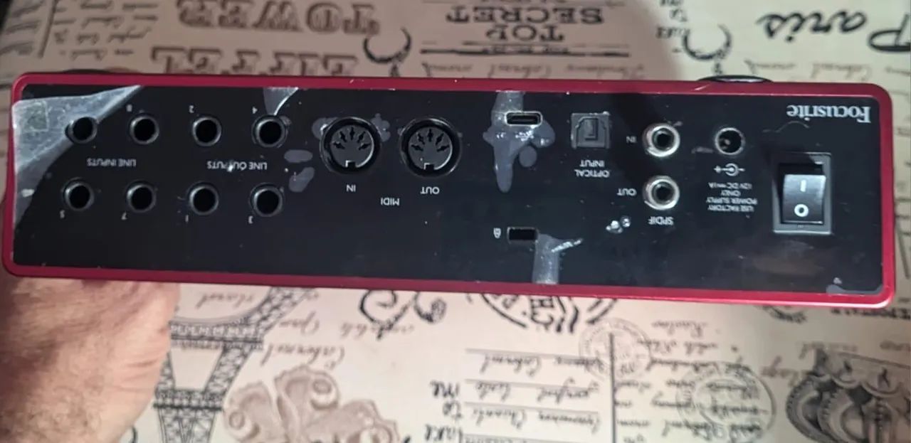 Interface de áudio Focusrite Scarlett 18i8 3a Geração preço negociável  - Foto 3