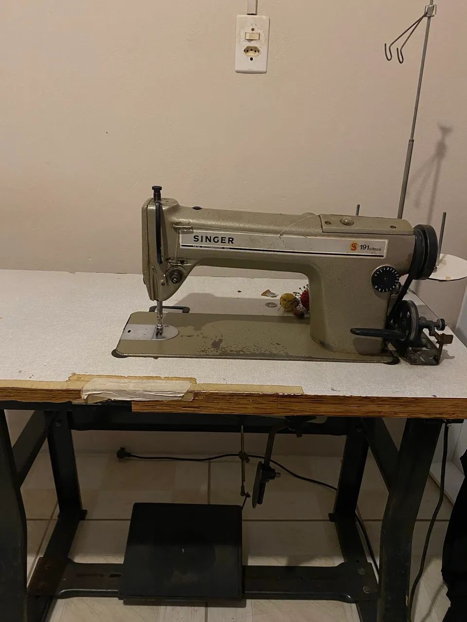 Vendo maquina reta industrial 