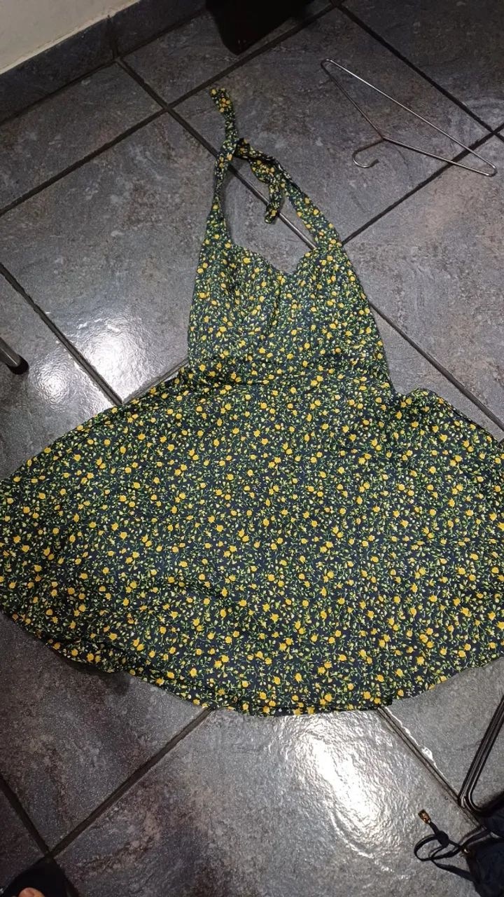 Vestidos e Blusas Lote - Foto 3