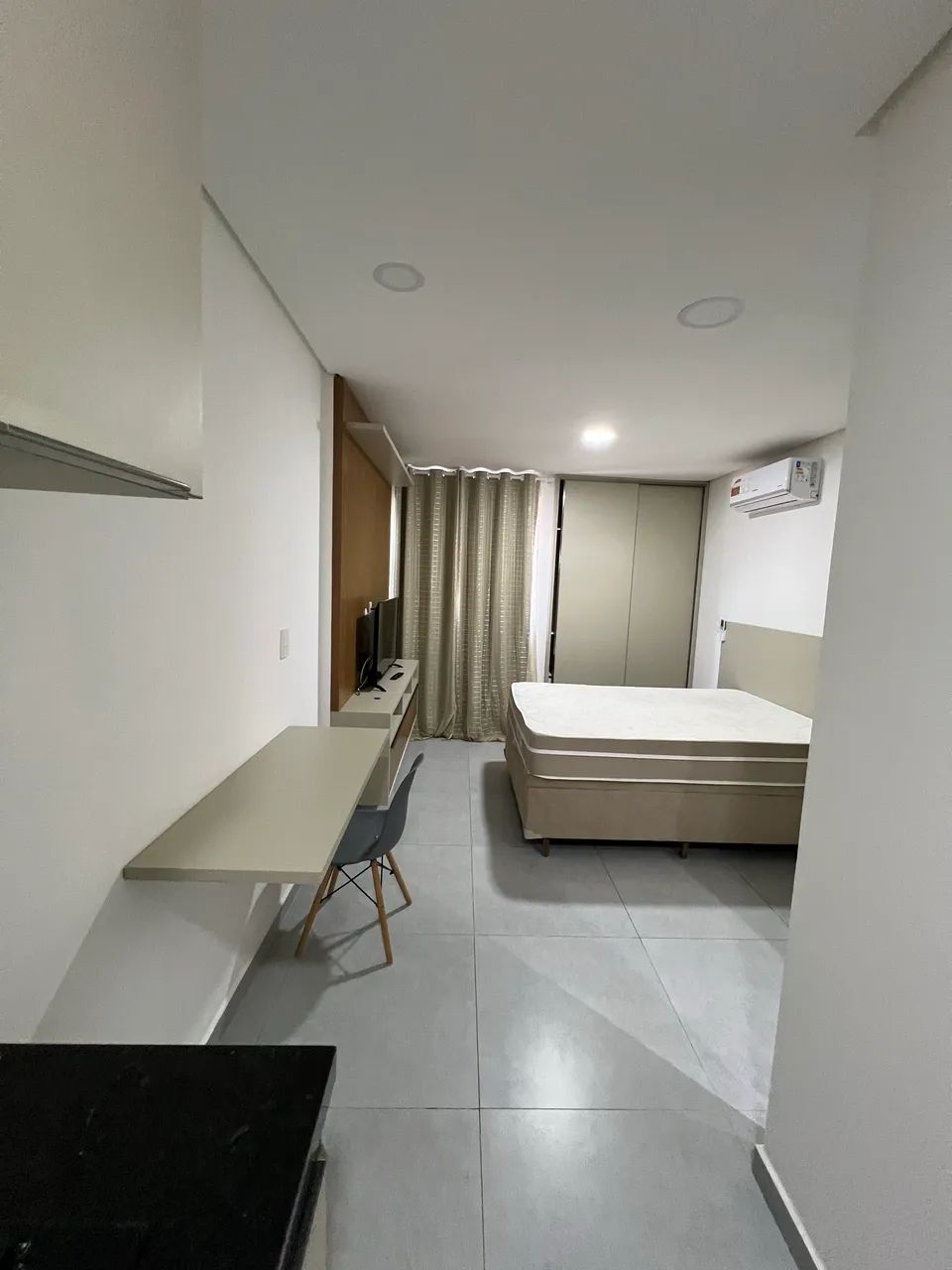 FLAT 100% MOBILIADO NA PRAIA DE INTERMARES - Foto 2