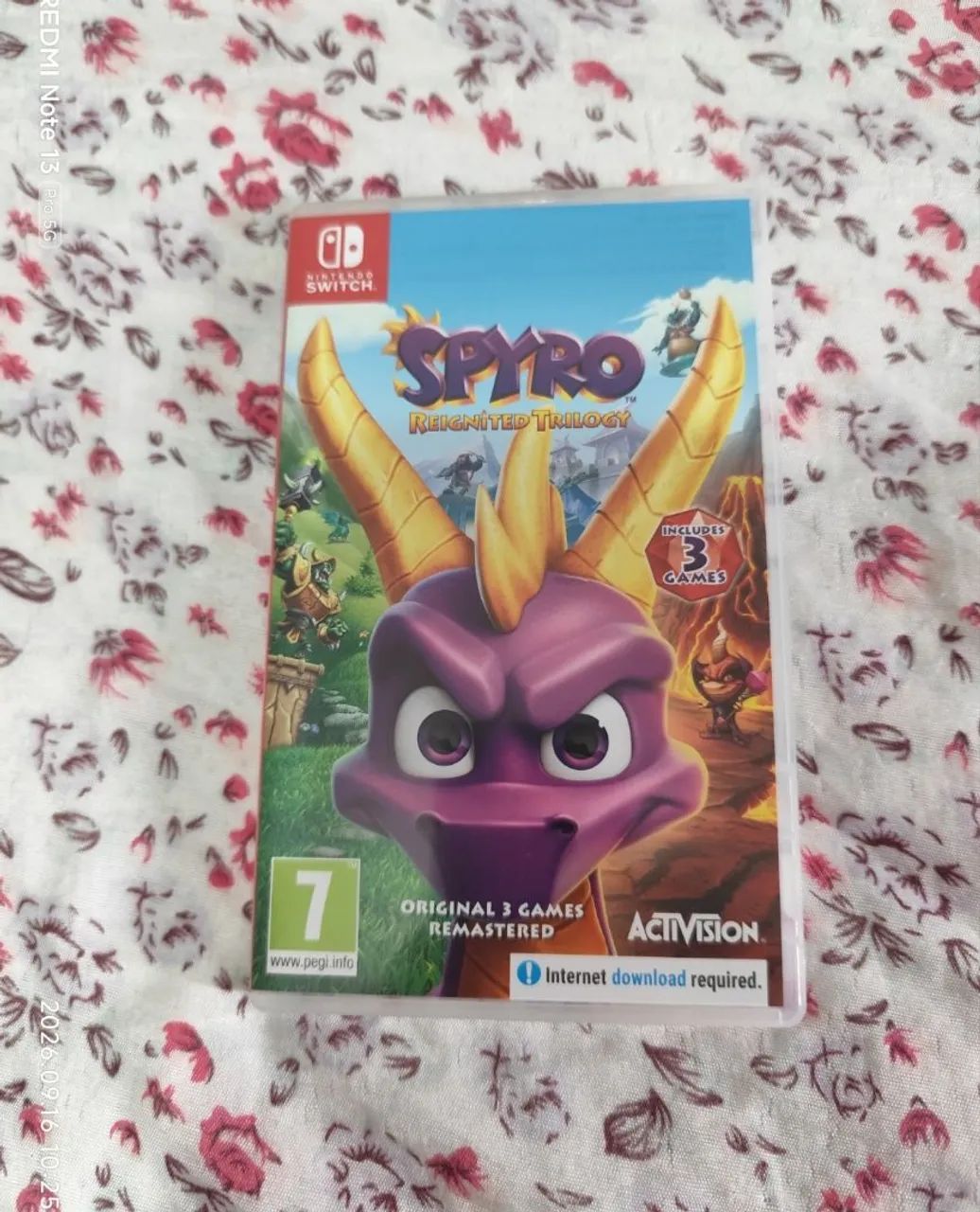 Vendo jogo Spyro trilogy switch