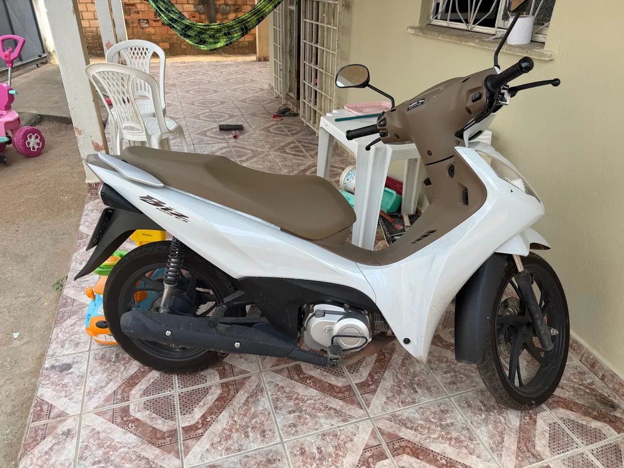 Biz ex 125 semi nova 