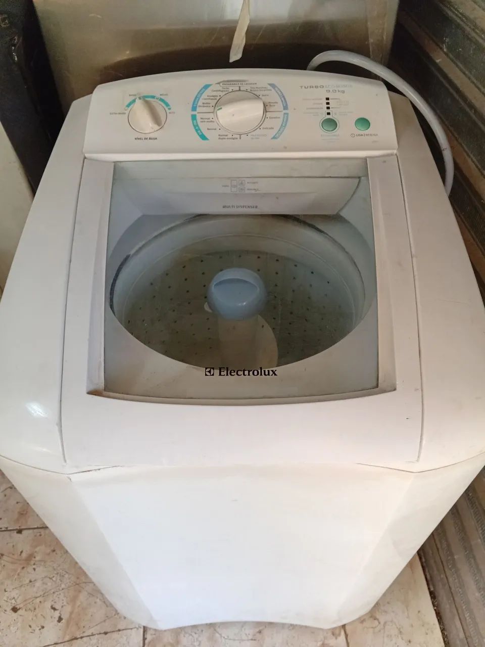 Máquina Electrolux 9 kg