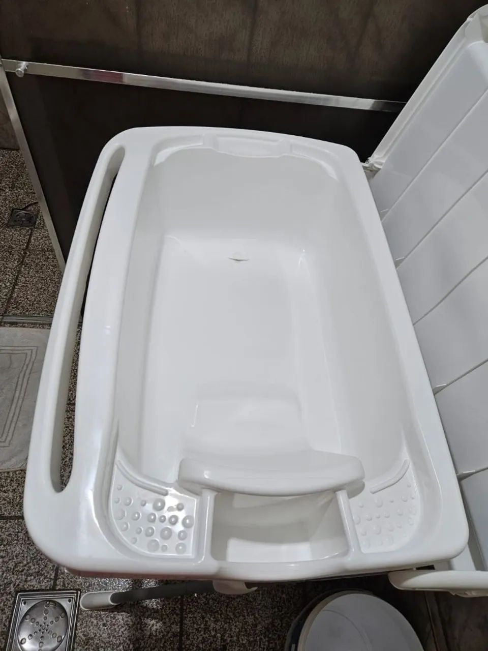 Vendo banheira com suporte - Foto 5