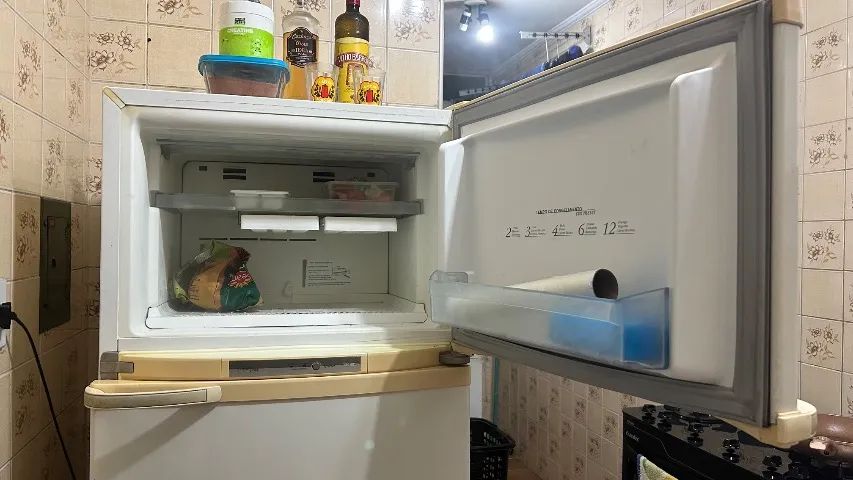 Geladeira Brastemp 330L - Foto 3