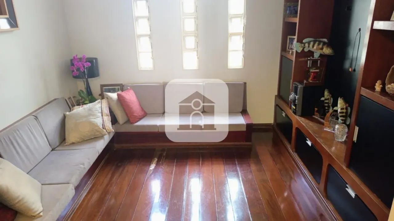 Lindo Sobrado à venda no centro de Araguari - Foto 3