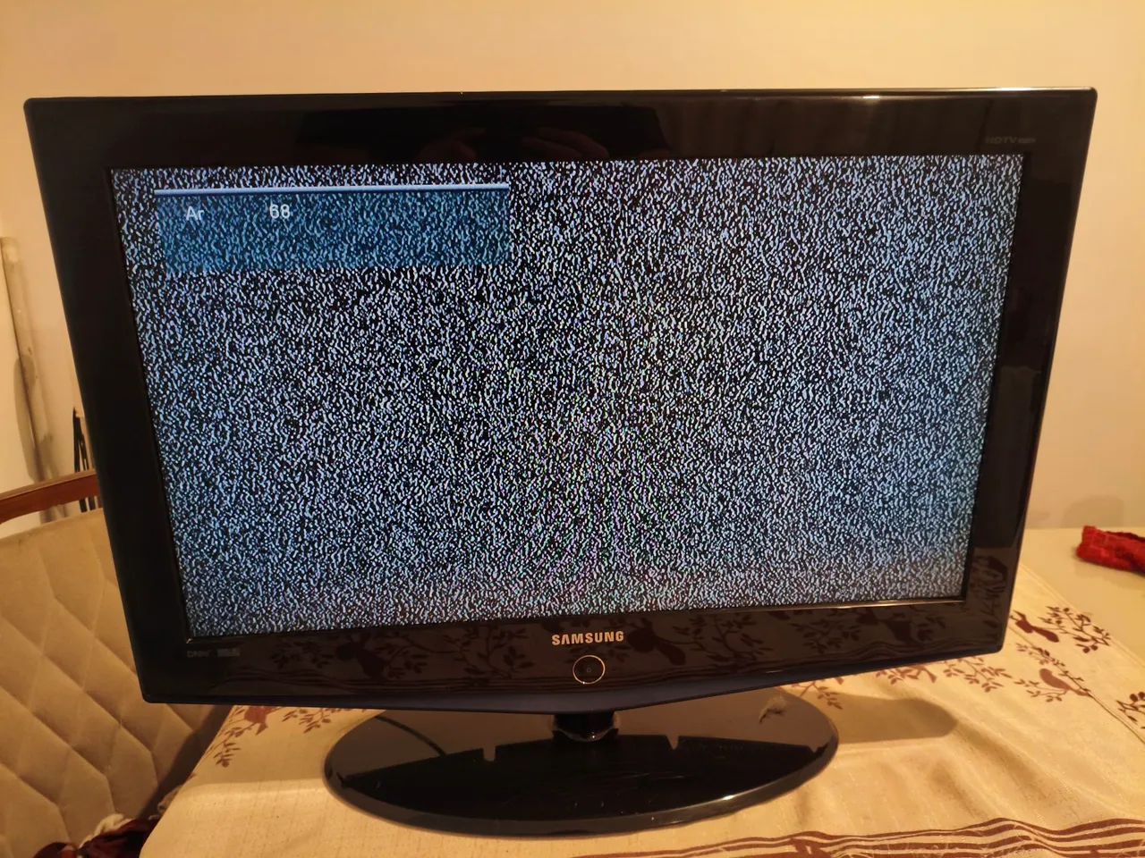 TV Samsung 32 Polegadas  - Foto 2
