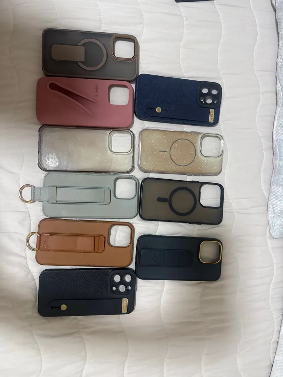 VENDO CAPINHAS IPHONE 16 PRO MAX