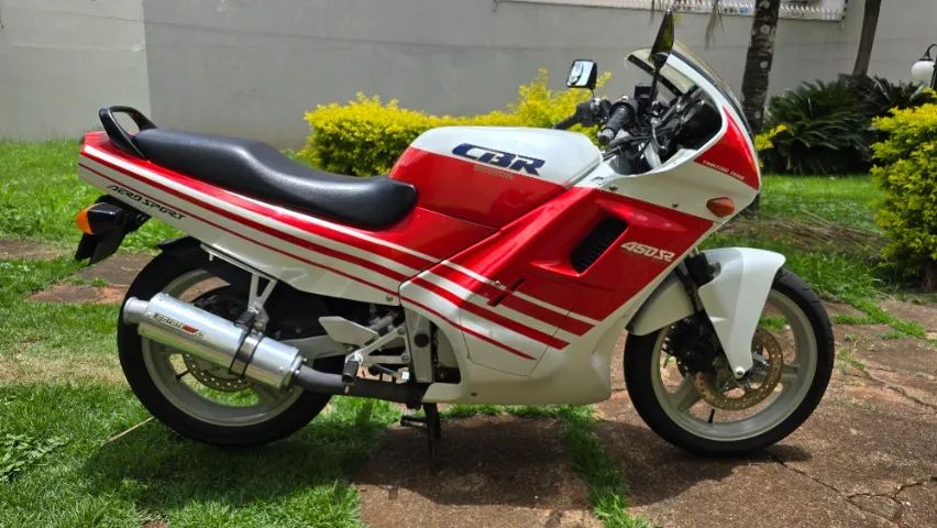 Motos Honda CBR 1990 no Brasil
