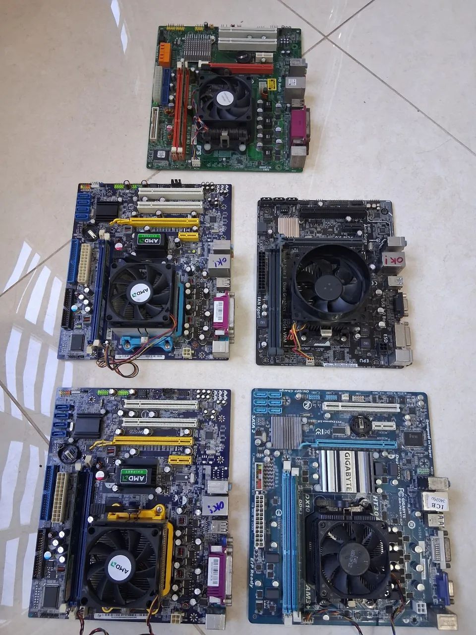 Placas-mãe para central de jogos