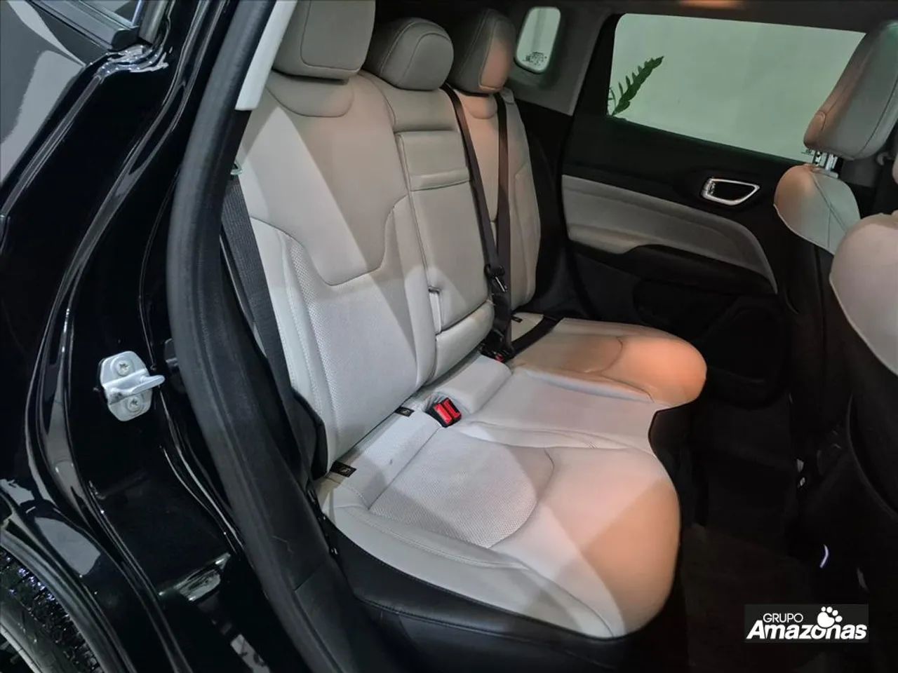 Jeep Compass LONG. T270 1.3 TB 4x2 Flex Aut., foto 16 de 20