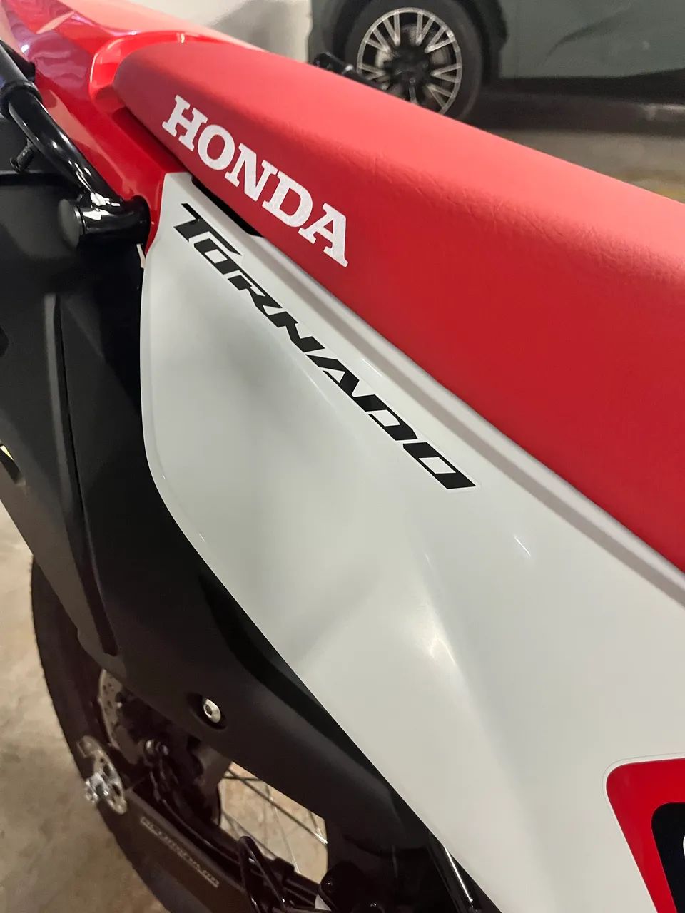 XR 300 TORNADO 2026 - Foto 4