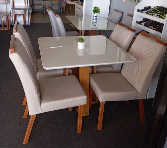 Mesa de Jantar Rubi com 4 Cadeiras Simone 90x90 - Entrega DF e Entorno