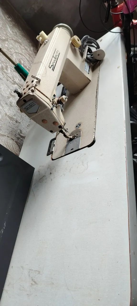 Máquina de custura - Foto 2