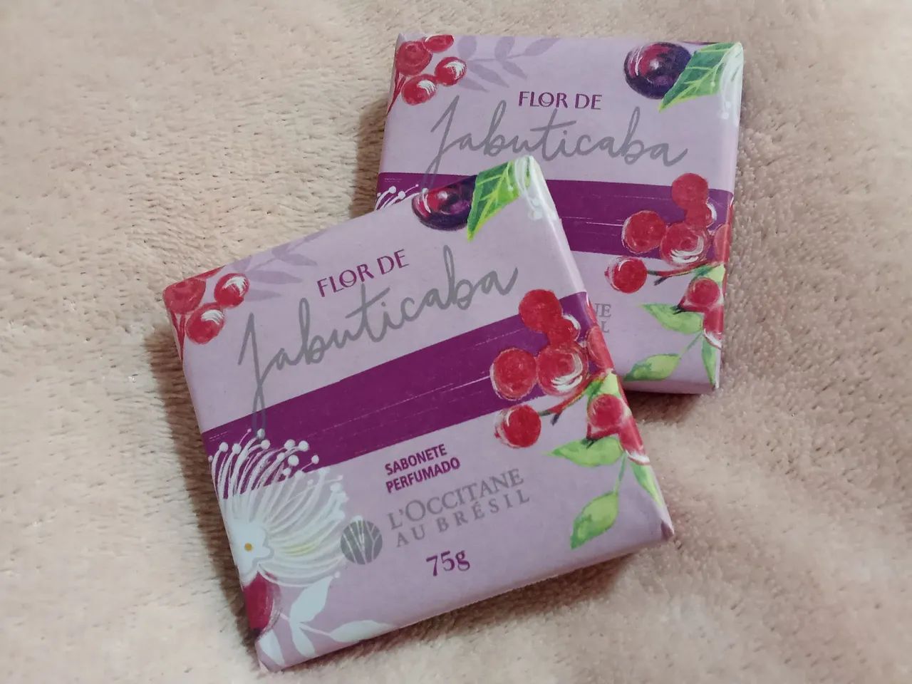 Sabonete de Flor de Jabuticaba Loccitane