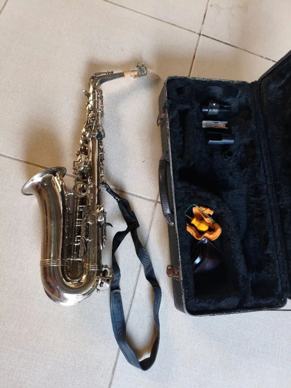 Saxofone Alto - Foto 5