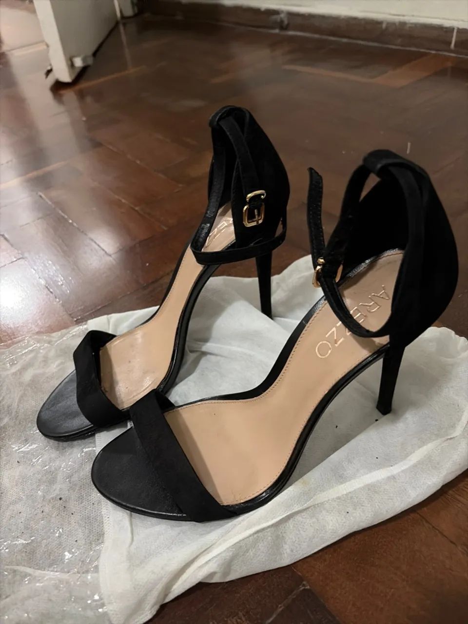 Sandália Arezzo Isabelli preta