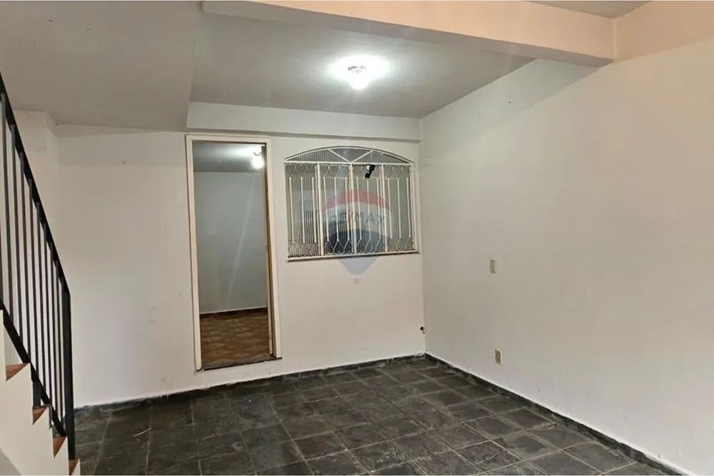 Casa Charmosa e Bem Localizada em Cordeiro/RJ - Foto 5