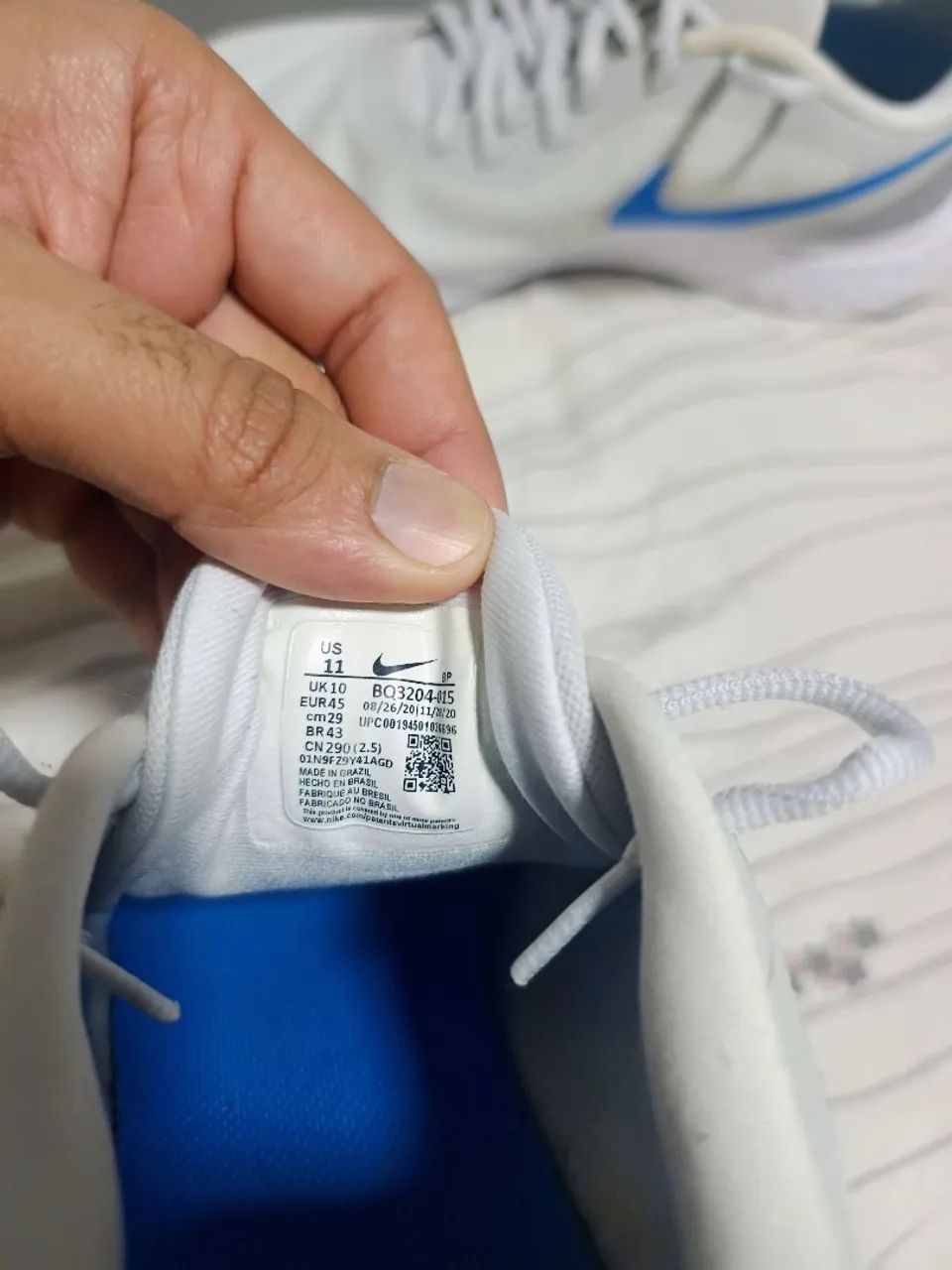 Tênis Nike Revolution 5 - Branco/Azul - Foto 3