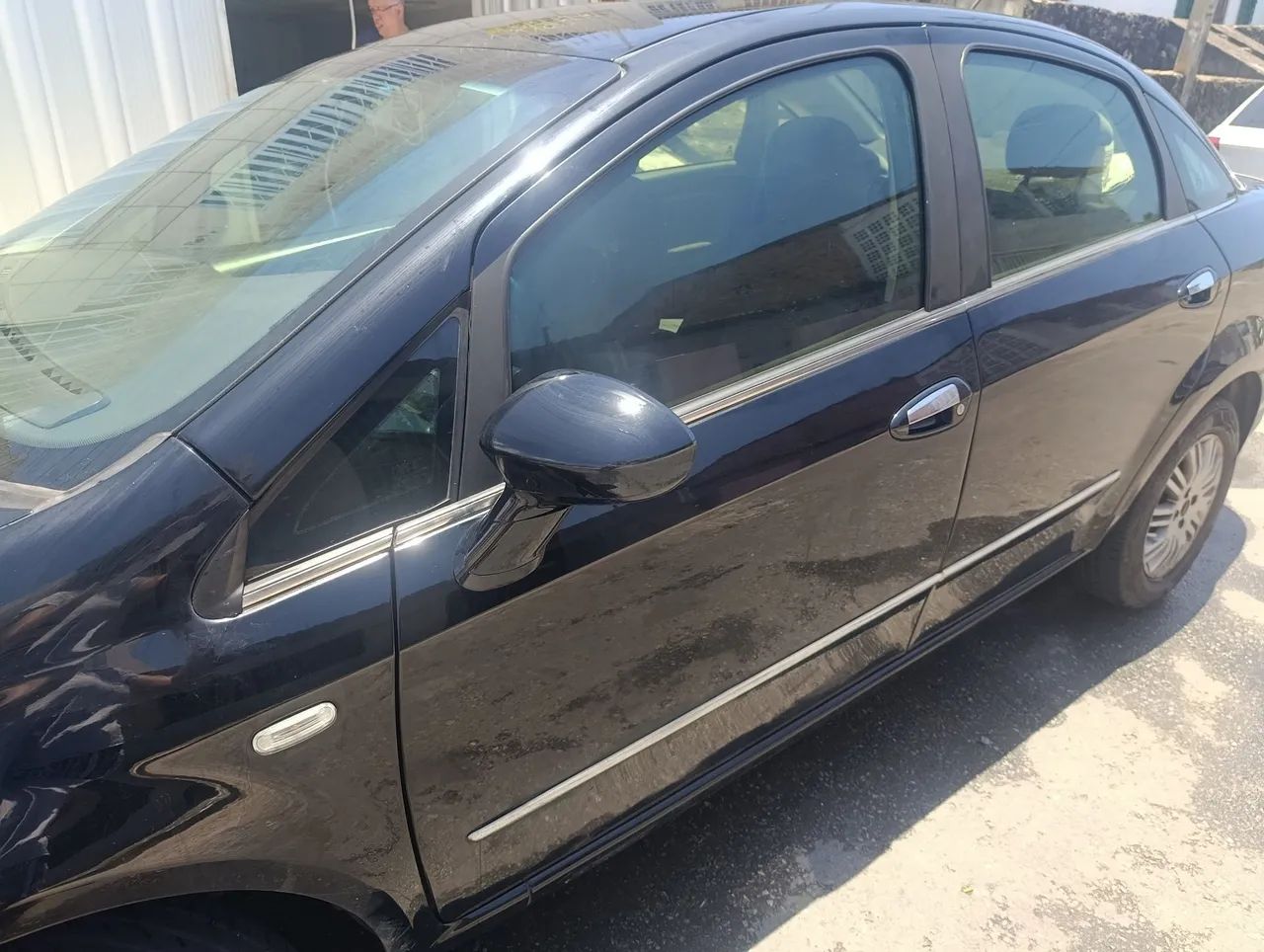 Fiat Linea Essence 1.8 Flex 16V 4P 2012 - Foto 5