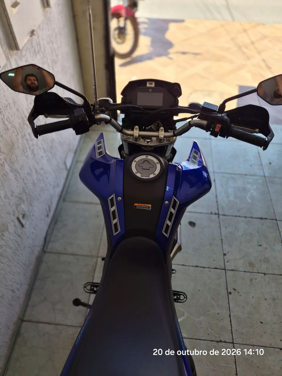 XTZ 250 LANDER CONNECTED - Foto 5