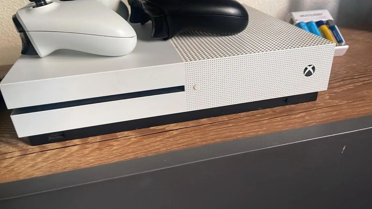 Vendo Vídeo game Xbox one S - Foto 3