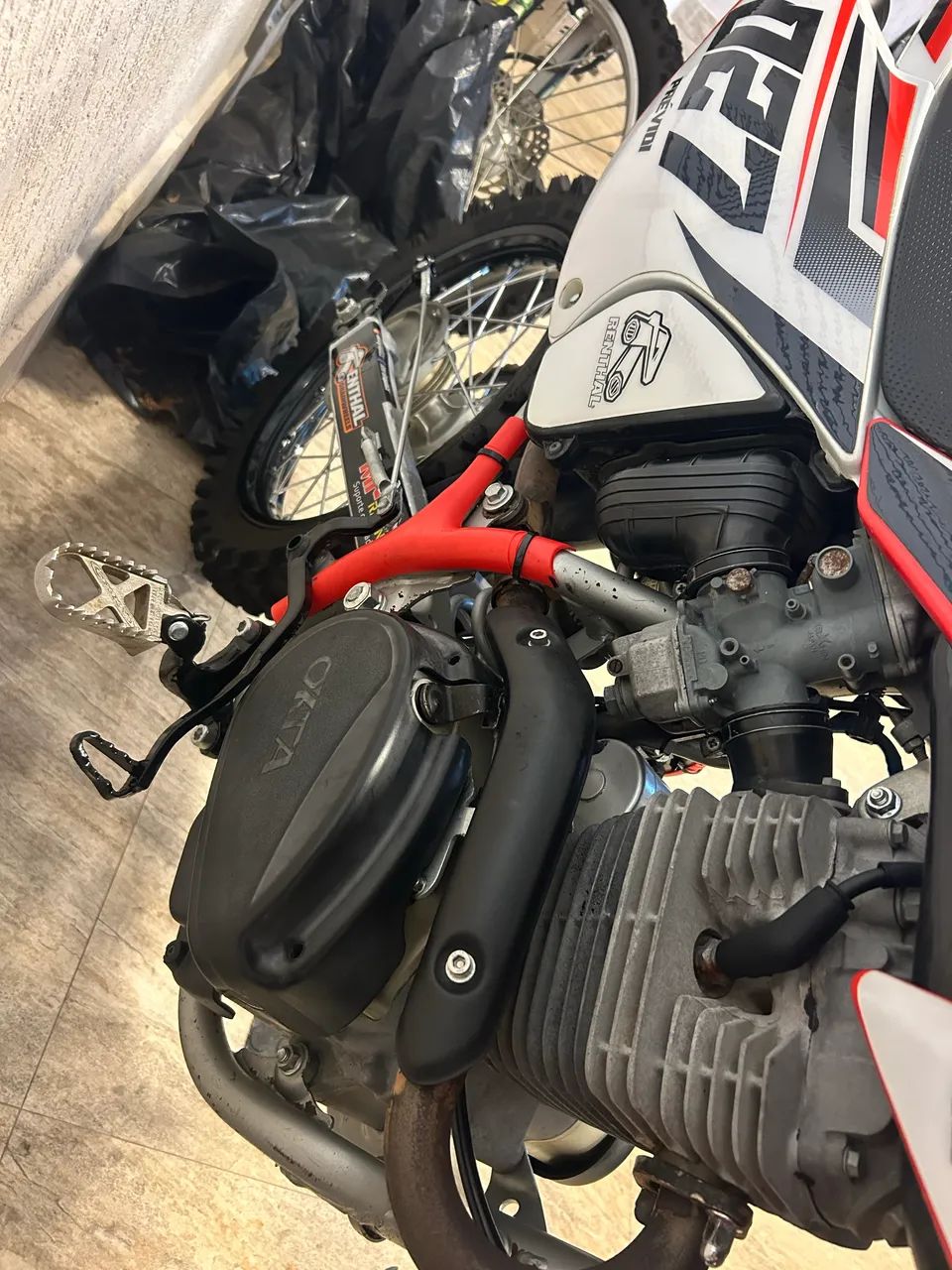 CRF 230 - Foto 2