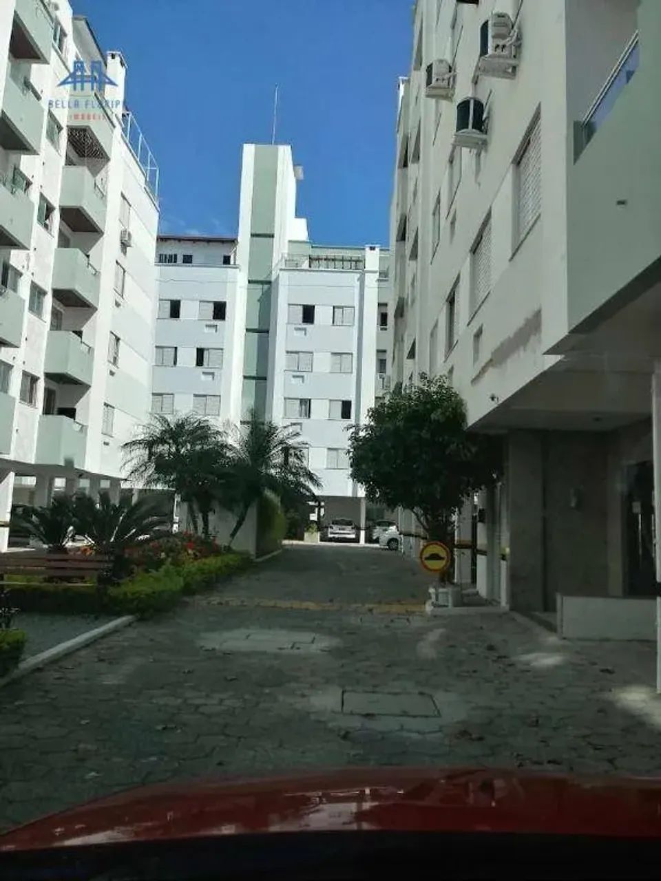 VENDO EXCELENTE GARAGEM EM CODOMÍNIO A POUCOS METROS DA UFSC - ÓTIMO PARA INVESTIDOR - Foto 4