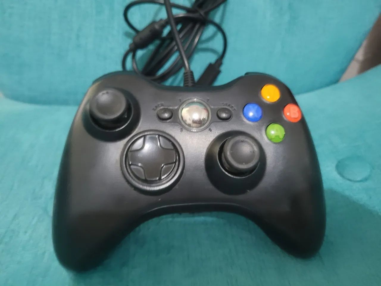 Controle Xbox 360 e PC com fio  - Foto 2